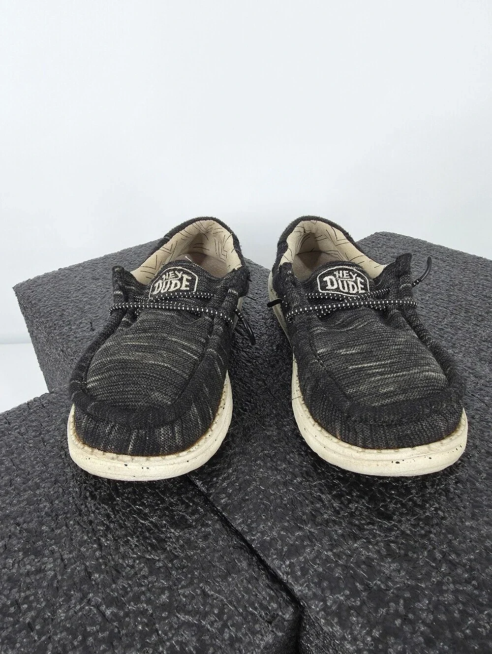 Hey Dude Wally Youth Stretch K12 Shoes Black Charcoal Heather Loafers